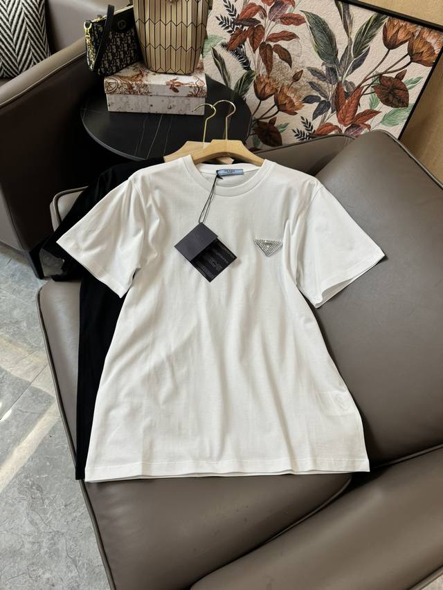 Qg24070#新款t Prada 三角形钻标 短袖基础款简洁t恤 黑色 白色 Sml